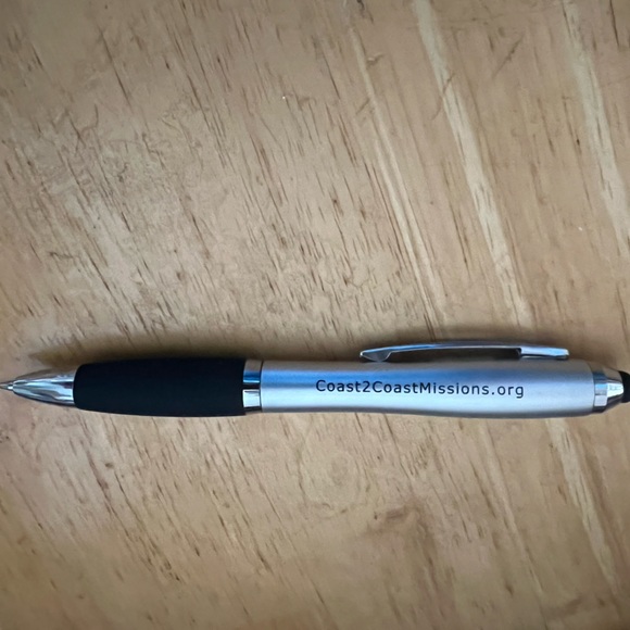 C2C merch bundle!🗝️🖊️📔🙏🇺🇬🙌 Journal, pen, & key fob!!! - Picture 6 of 14